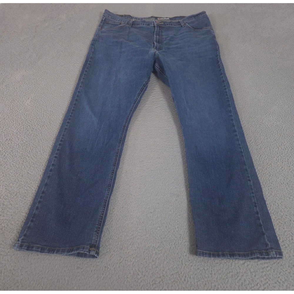 Wrangler Jeans Mens 42x32 Blue Relaxed Bootcut Stretch Denim Classic Workwear‎
